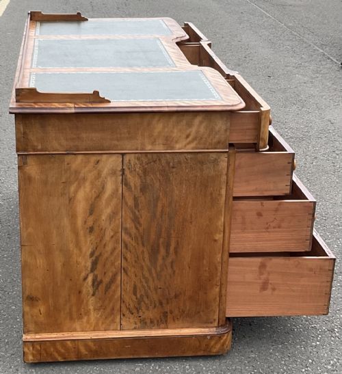 VICTORIAN SATIN BIRCH PEDESTAL WRITING DESK - ADDITIONAL PHOTO 10