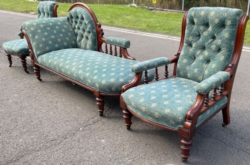 VICTORIAN MAHOGANY FRAMED SETTEE - ADDITIONAL PHOTO 1
