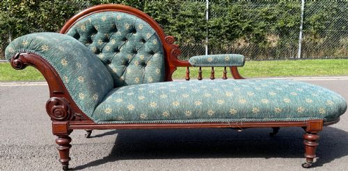 VICTORIAN MAHOGANY FRAMED SETTEE - ADDITIONAL PHOTO 3