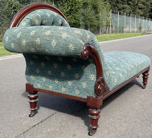 VICTORIAN MAHOGANY FRAMED SETTEE - ADDITIONAL PHOTO 5