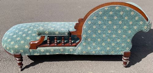 VICTORIAN MAHOGANY FRAMED SETTEE - ADDITIONAL PHOTO 7