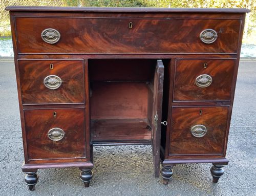 GEORGIAN SMALL MAHOGANY WRITING DESK - ADDITIONAL PHOTO 7