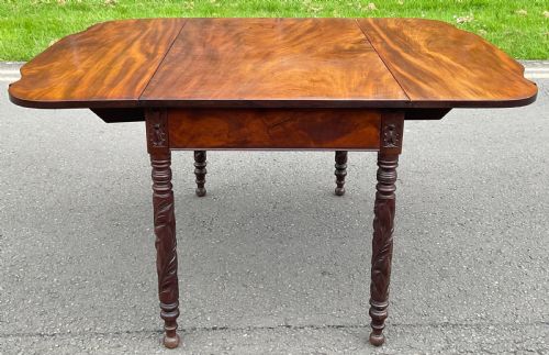 REGENCY MAHOGANY PEMBROKE DINING TABLE - ADDITIONAL PHOTO 9