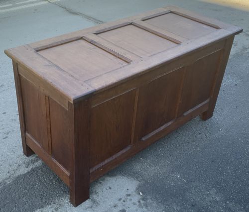 ANTIQUE OAK BLANKET CHEST - ADDITIONAL PHOTO 1