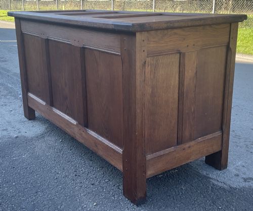 ANTIQUE OAK BLANKET CHEST - ADDITIONAL PHOTO 4