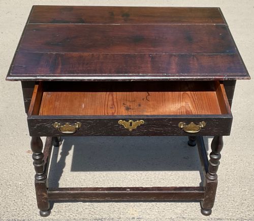 GEORGIAN LARGE OAK SIDE TABLE - ADDITIONAL PHOTO 4