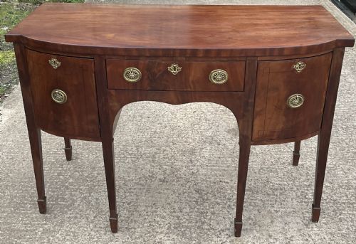 GEORGIAN MAHOGANY BOWFRONT SIDEBOARD - ADDITIONAL PHOTO 3