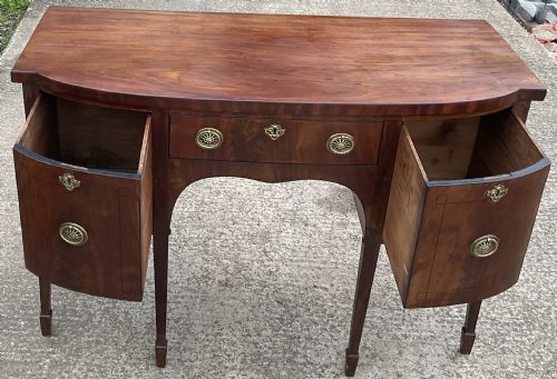 GEORGIAN MAHOGANY BOWFRONT SIDEBOARD - ADDITIONAL PHOTO 7
