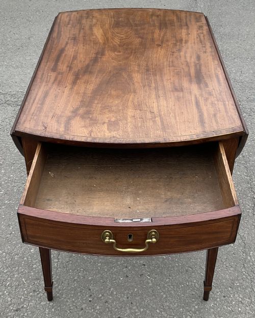 GEORGIAN OVAL MAHOGANY DROPLEAF TABLE - ADDITIONAL PHOTO 2