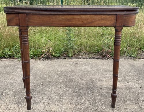 GEORGIAN MAHOGANY FOLDOVER TEA TABLE