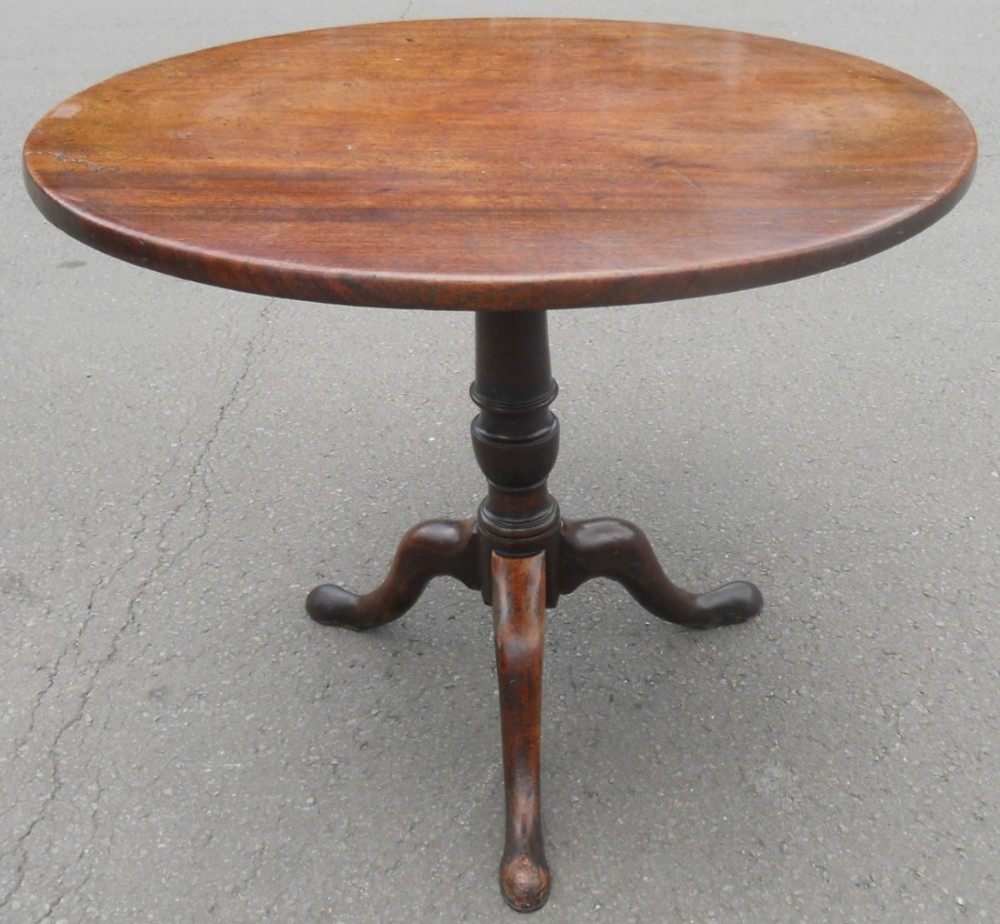 Georgian Round Mahogany Tripod Table 