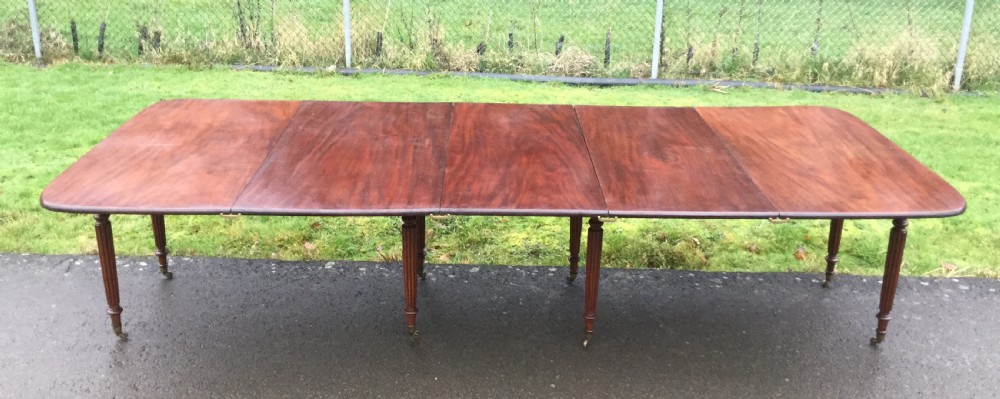 Regency Mahogany Extending Dining Table to Seat Twelve 