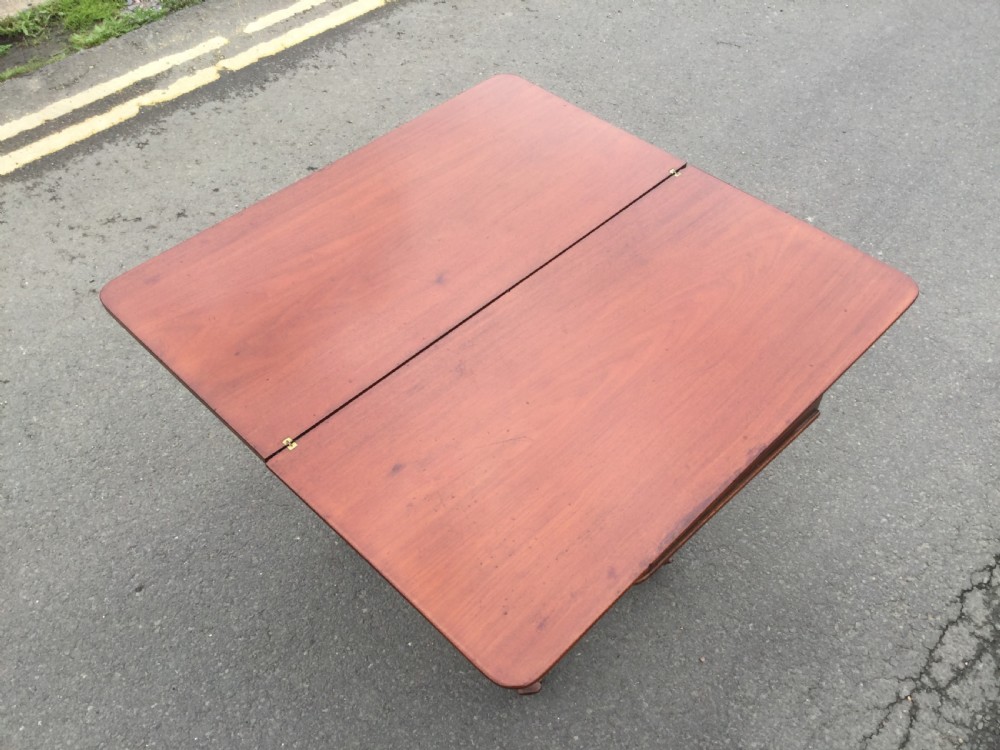 Victorian Mahogany Pedestal Tea Table  View XV
