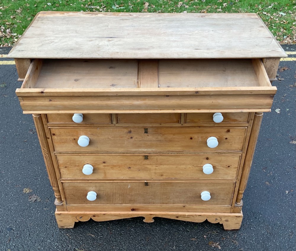 Large Pine Chest of Drawers View IX