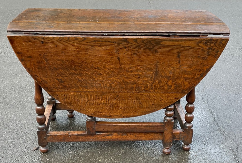 Antique Oak Gateleg Dining Table to Seat Six  View X