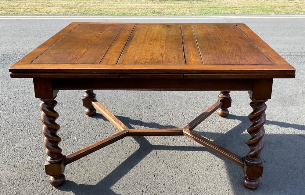 Oak Extending Dining Table to Seat Ten 