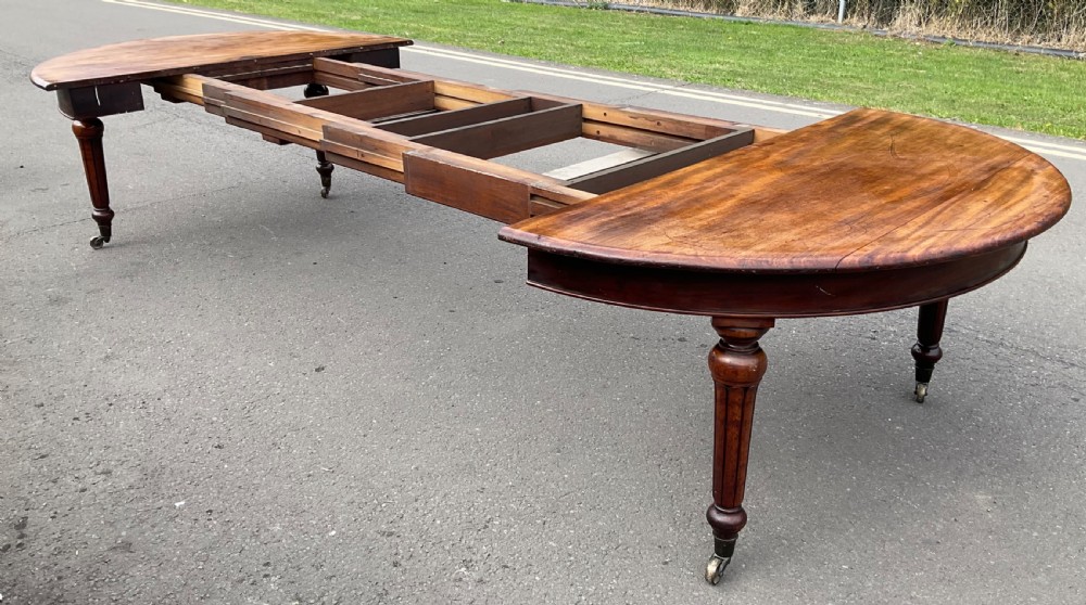 Victorian Round Mahogany Extending Dining Table  View XV