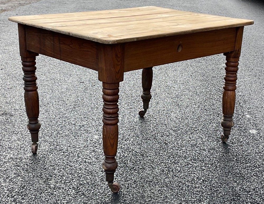 Victorian Pine Top Small Kitchen Table View X