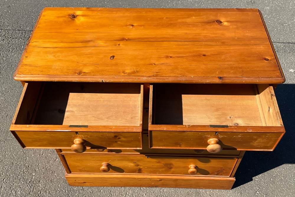 Victorian Pine Chest of Drawers  View IX