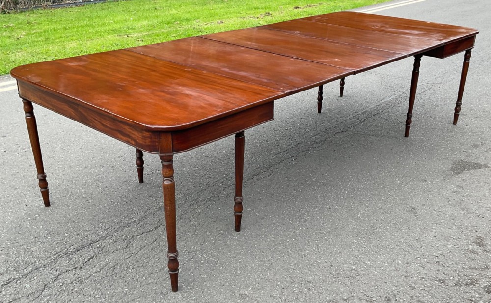 Georgian Mahogany Extending Dining Table to Seat 12