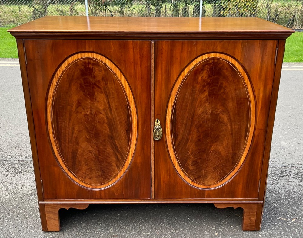 Georgian Mahogany Cupboard 