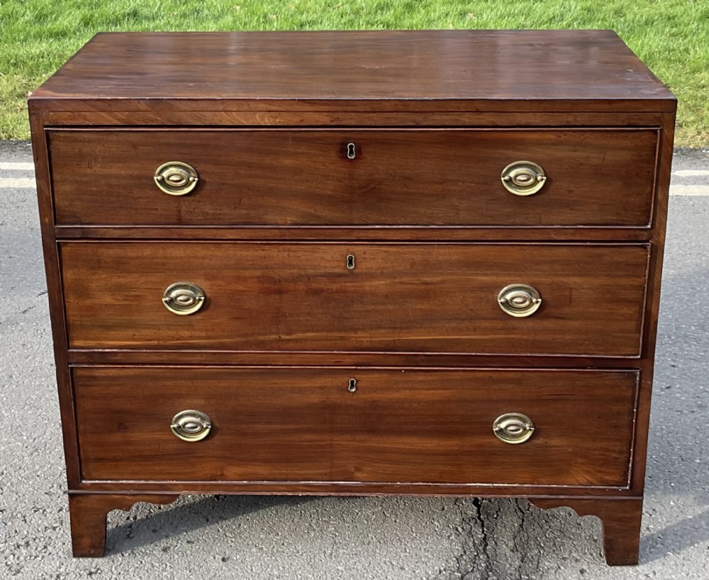 Georgian Small Mahogany Chest of Drawers
