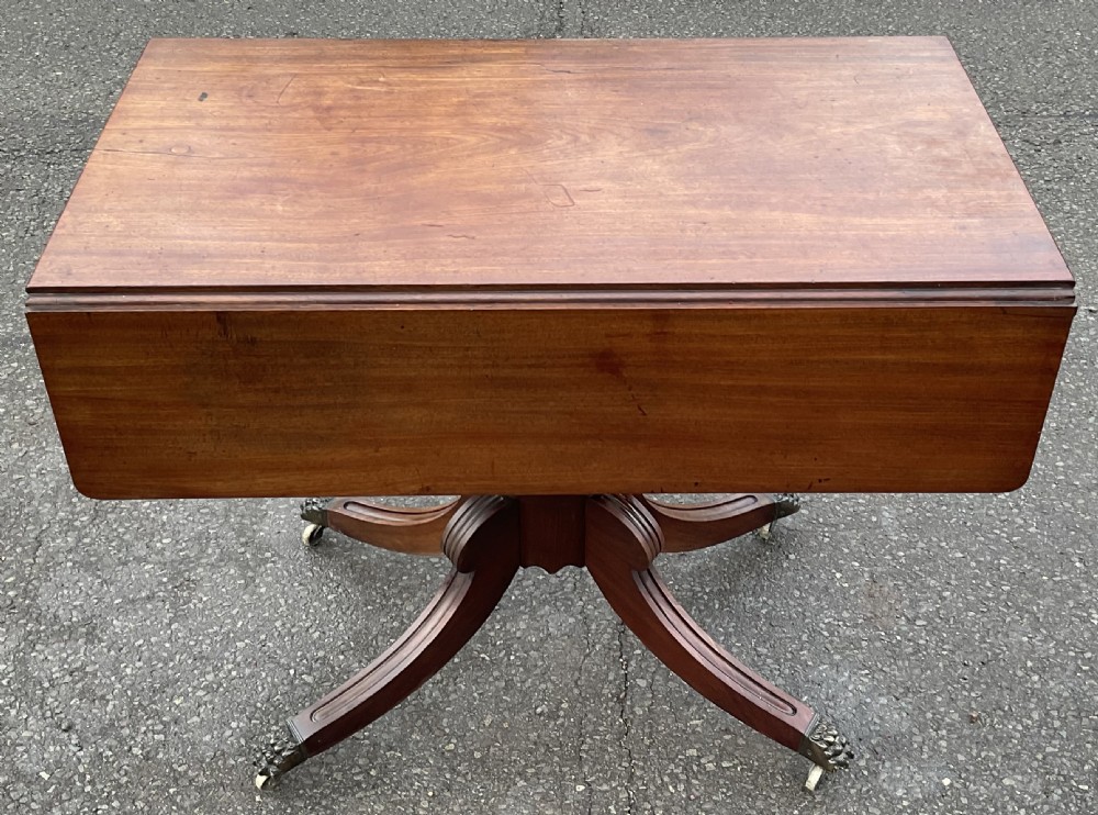 Georgian Mahogany Dropleaf Pedestal Pembroke Table 
