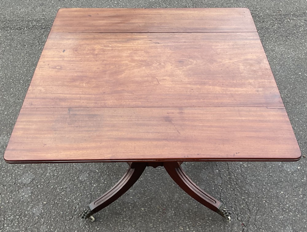 Georgian Mahogany Dropleaf Pedestal Pembroke Table  View VII