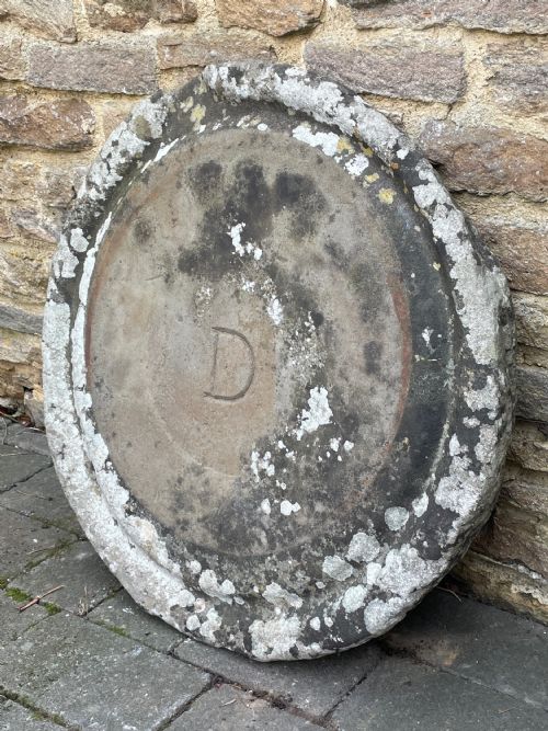 19TH CENTURY LIMESTONE MILL STONE BASE - ADDITIONAL PHOTO 3