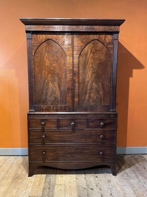 Regency Mahogany Linen Press