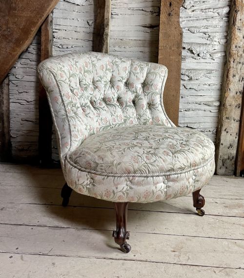 Victorian Button Back Occasional Chair