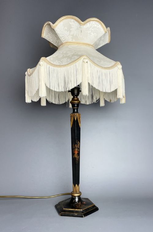 Black Chinoiserie Decorated Table Lamp