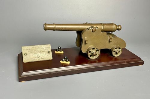 Presentation Brass Model Canon Hm Dockyard Malta