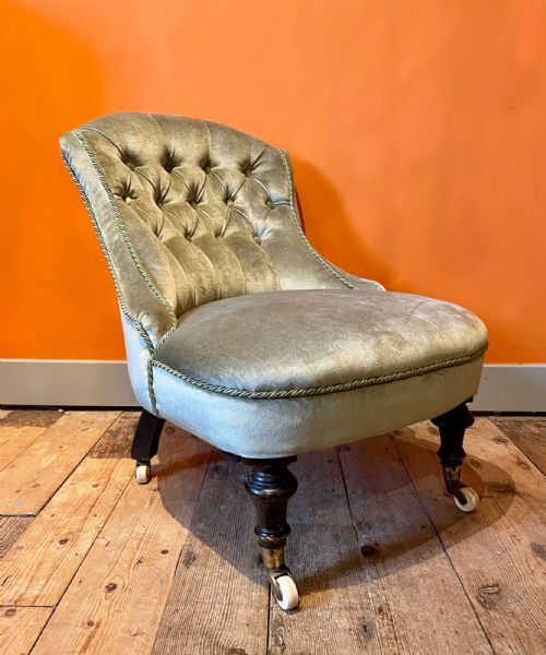 Victorian Button Back Occasional Chair