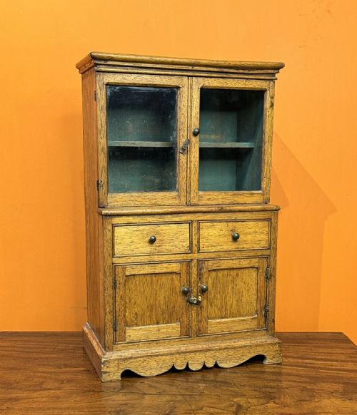 Victorian Oak Apprentice Piece Miniature Dresser