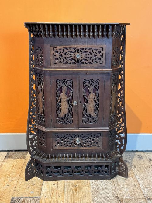Unusual Fretwork Floor Standing Corner Cupboard with Figures Emblematic of America