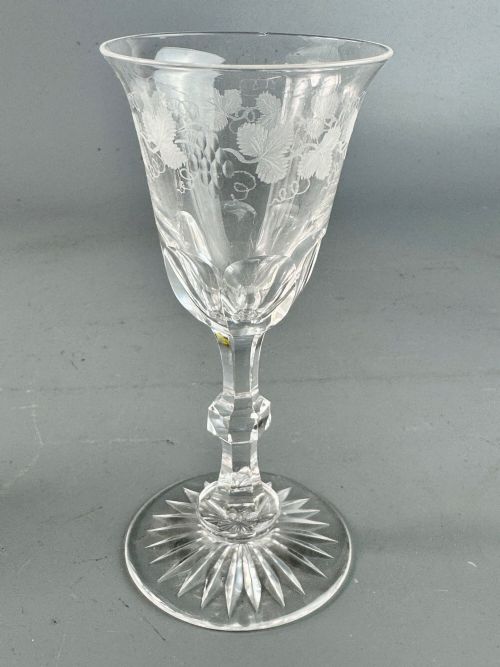SET OF SIX EDWARDIAN VINE ENGRAVED SHERRY PORT GLASSES - ADDITIONAL PHOTO 4