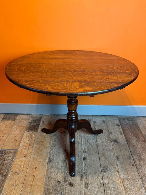 George III Oak Tip-top Tripod Table