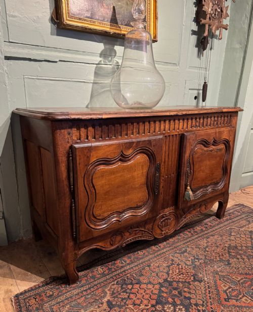FRENCH 18TH CENTURY WALNUT BUFFET - ADDITIONAL PHOTO 1