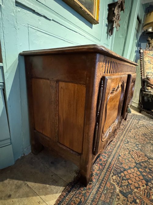 FRENCH 18TH CENTURY WALNUT BUFFET - ADDITIONAL PHOTO 8