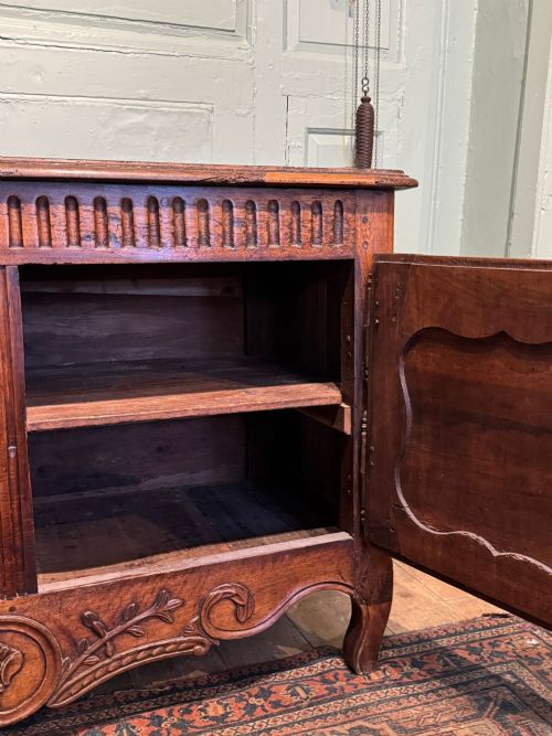 FRENCH 18TH CENTURY WALNUT BUFFET - ADDITIONAL PHOTO 9
