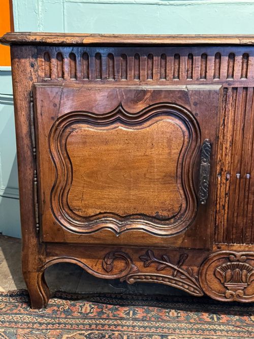 FRENCH 18TH CENTURY WALNUT BUFFET - ADDITIONAL PHOTO 10