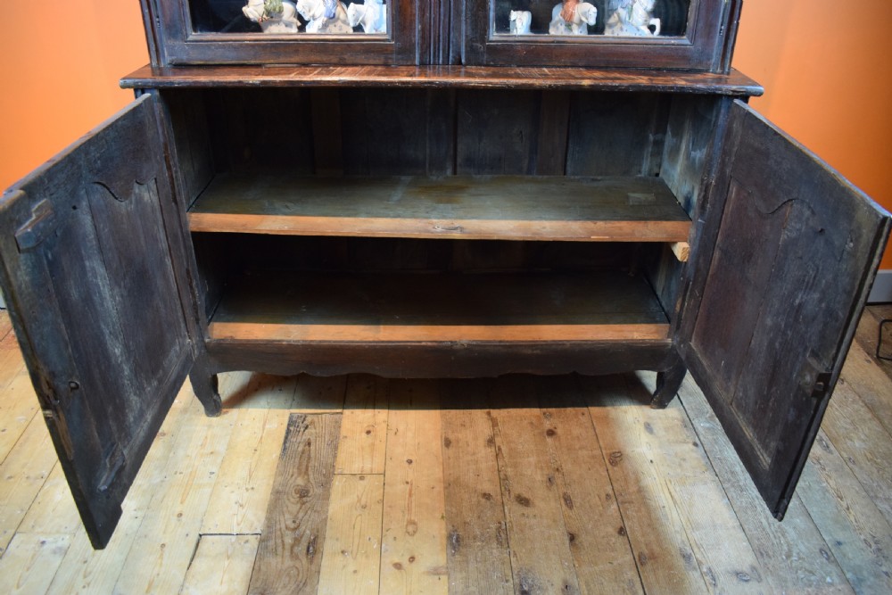 French 18th century oak buffet a deux corps View VIII