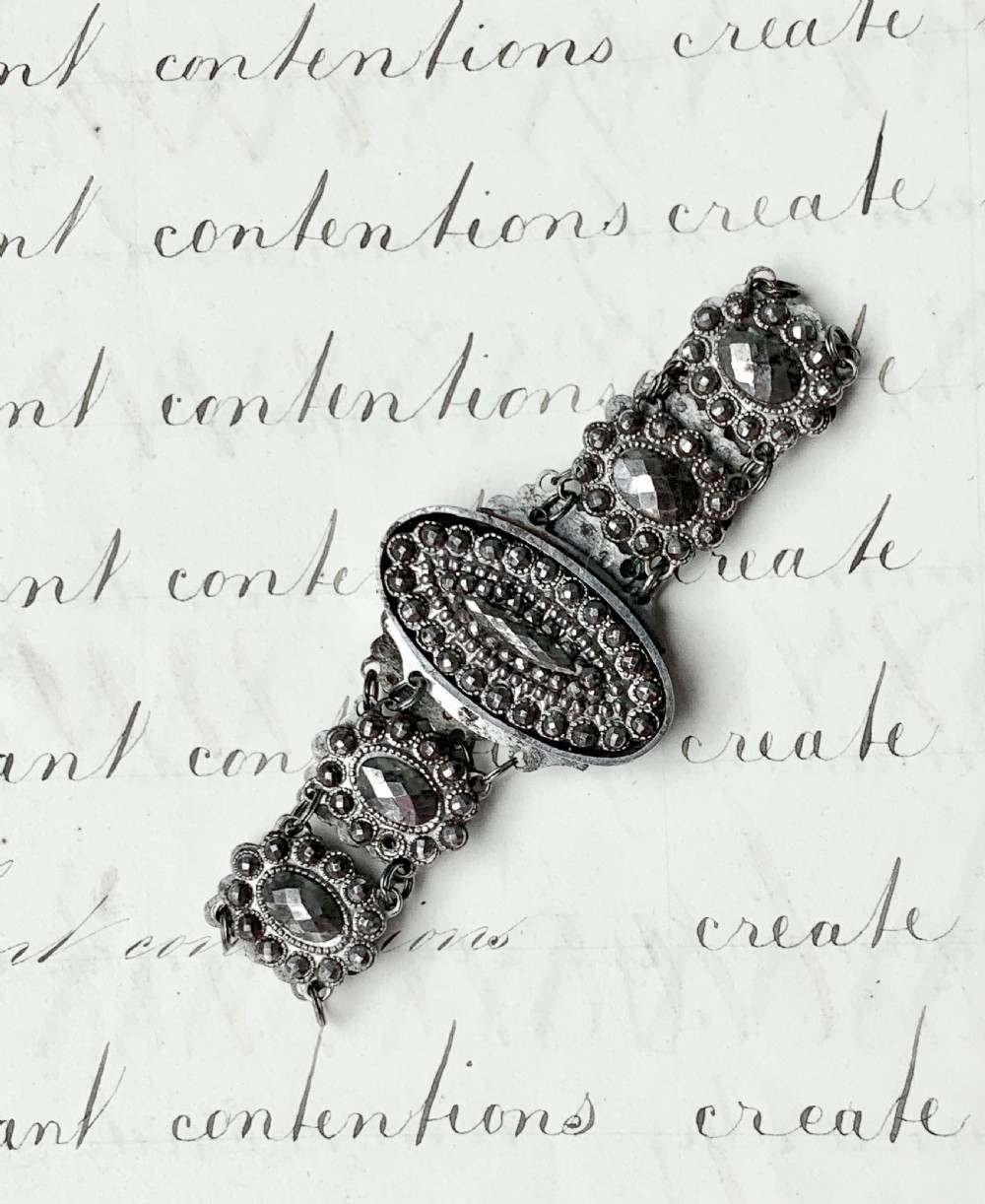 Fine quality Georgian cut steel bracelet circa 1780 View IV