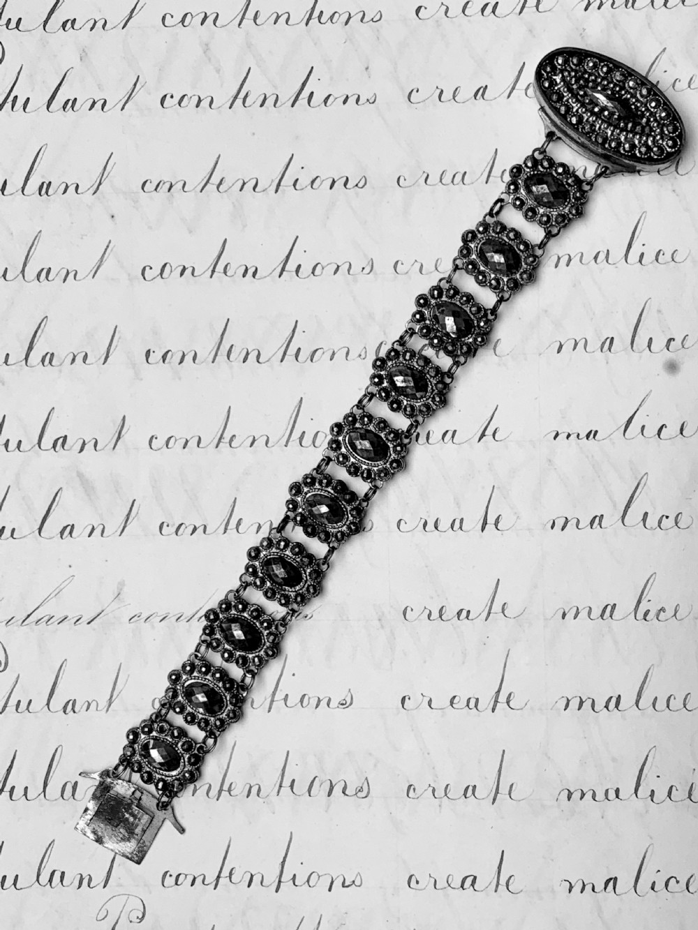 Fine quality Georgian cut steel bracelet circa 1780 View VII