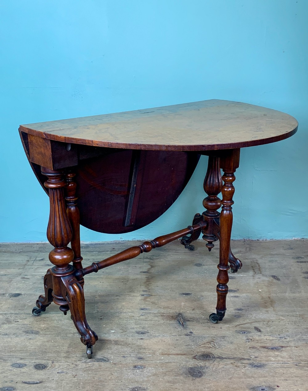 Victorian burr walnut oval Sutherland table View V