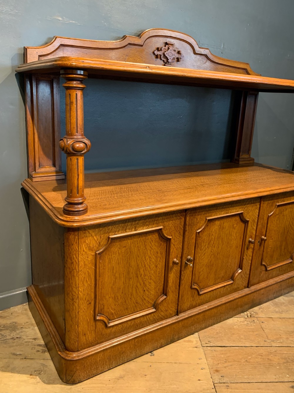 Victorian Light Oak Open Buffet / Server View III