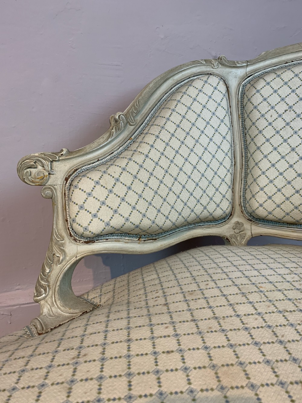 Antique French Louis XV style carved and painted chair-back chaise longue View III