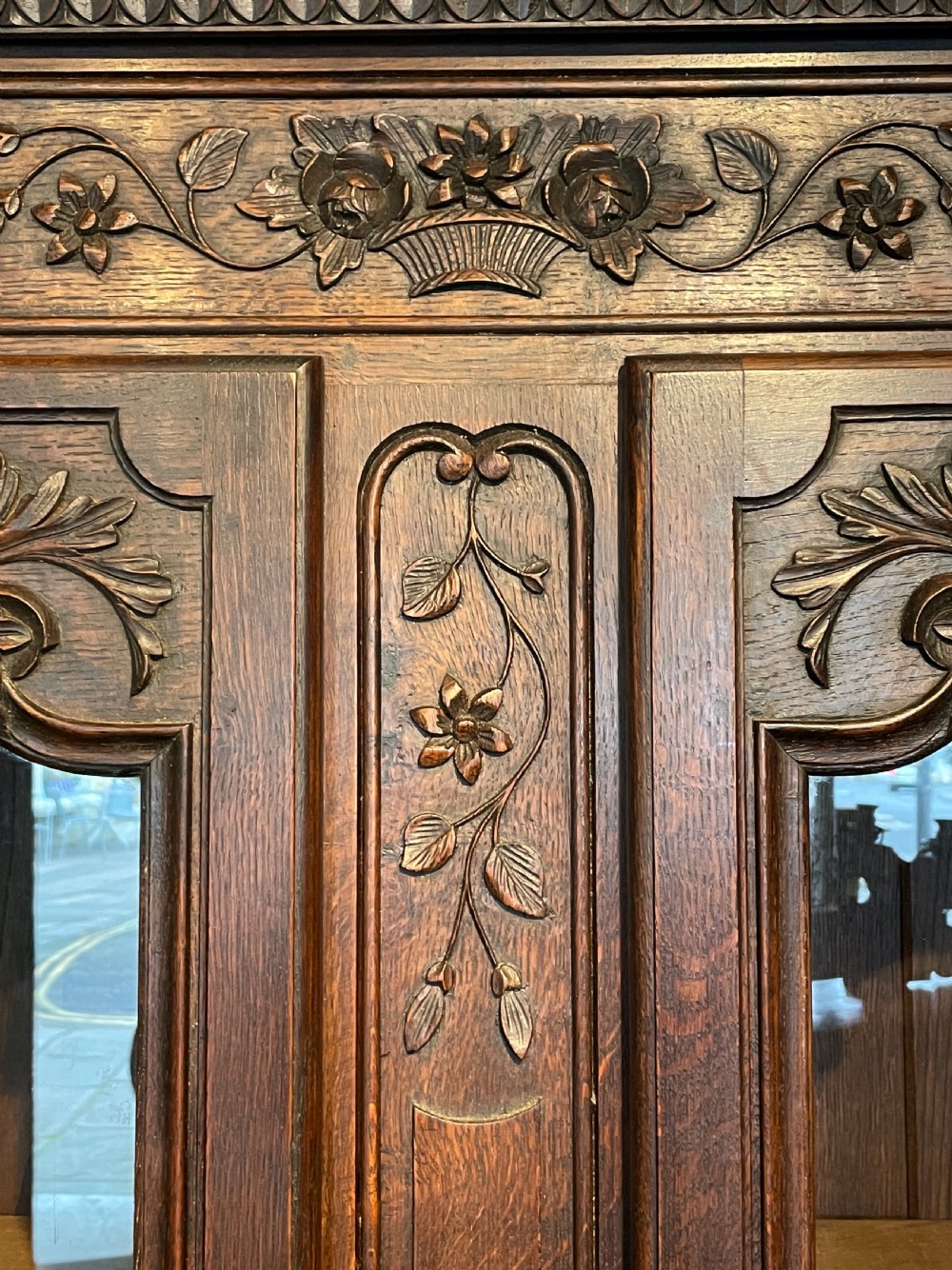 French carved oak Lous XV Revival vitrine cabinet  View V