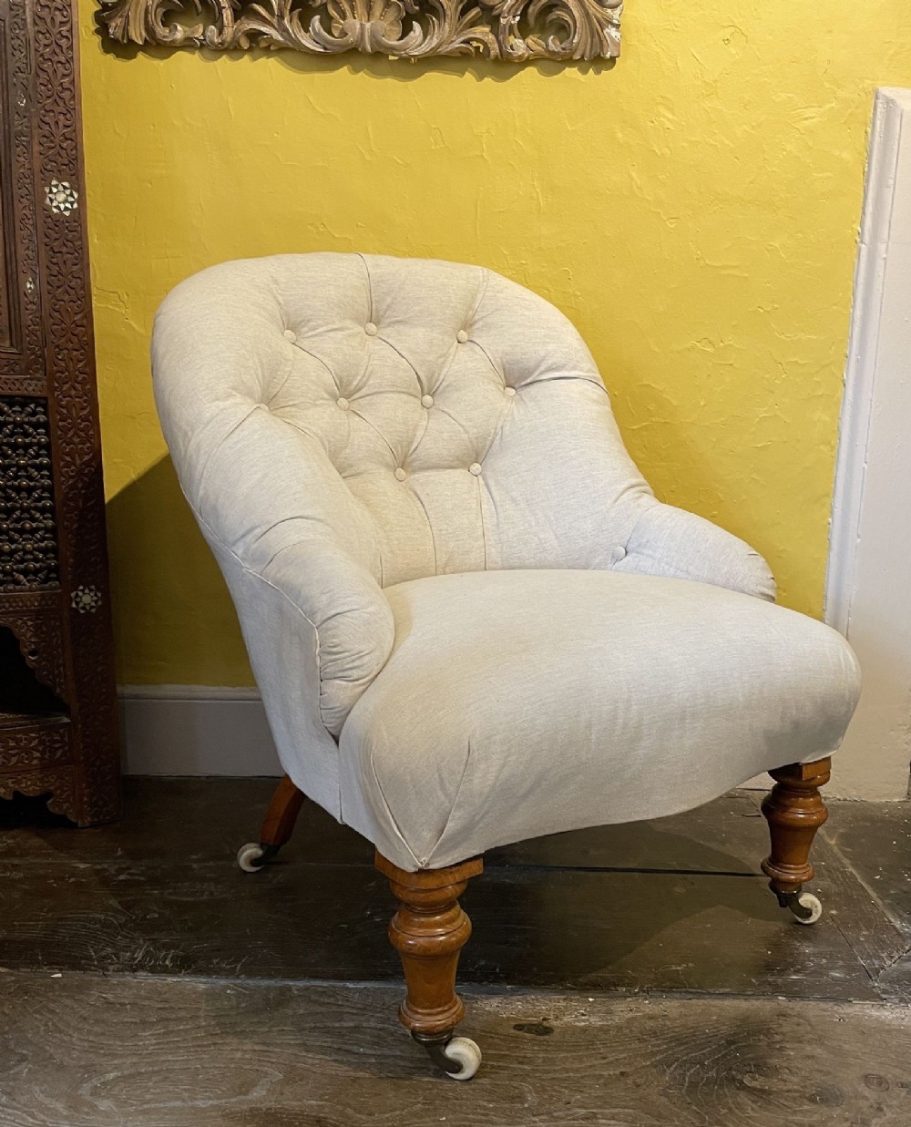 Victorian Buttton Back Tub Armchair